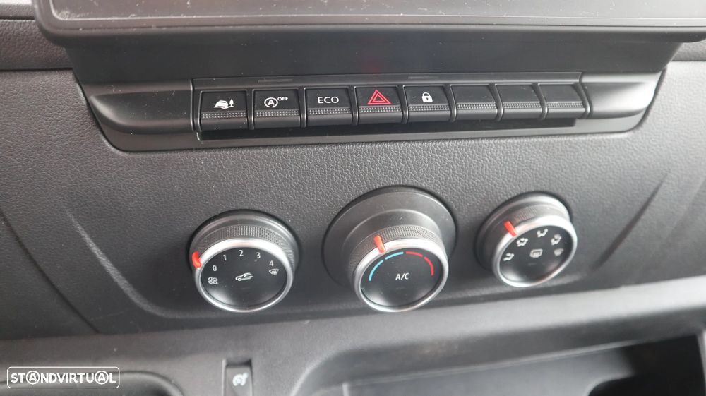 Renault Master 2.3 dci 145 Cabine Dupla Basculante - 11