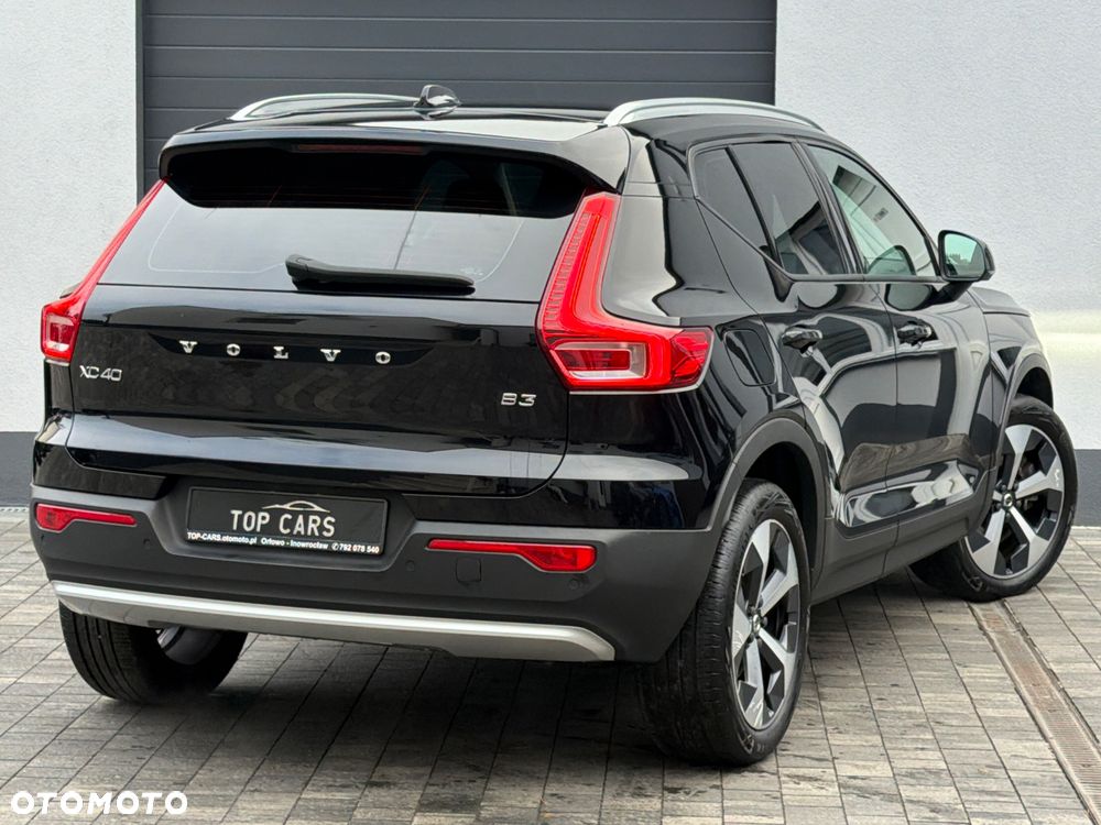 Volvo XC 40 B3 B DKG Plus Bright - 21