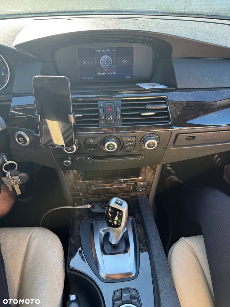 BMW Seria 5 - 11
