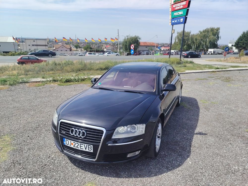 Audi A8 - 1