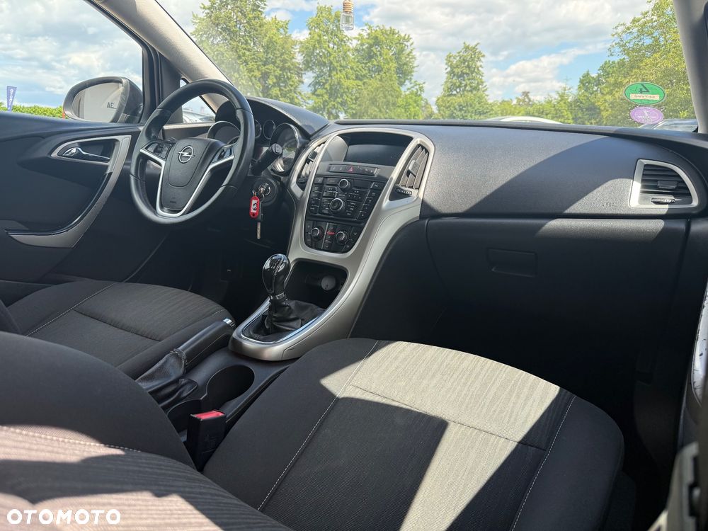 Opel Astra 1.4 T Cosmo - 36