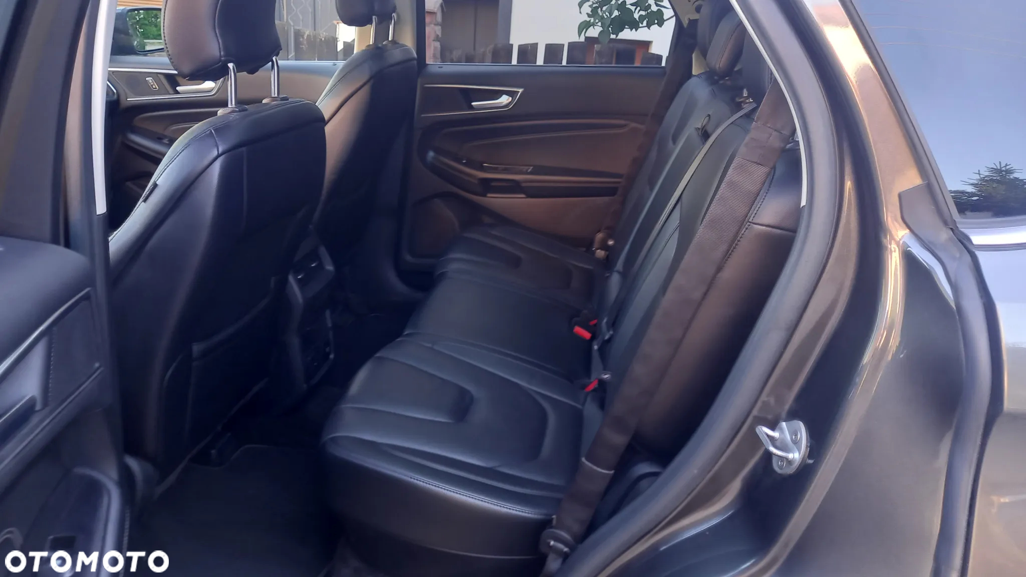 Ford Edge - 18