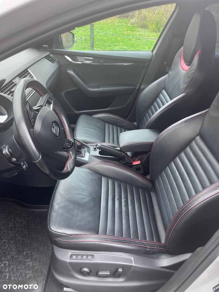 Skoda Octavia 2.0 TDI RS - 10