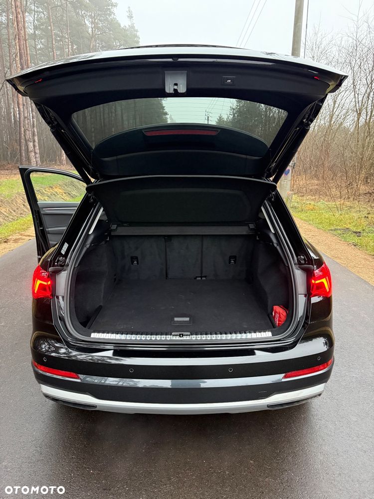 Audi Q3 40 TFSI Quattro S tronic S line - 24