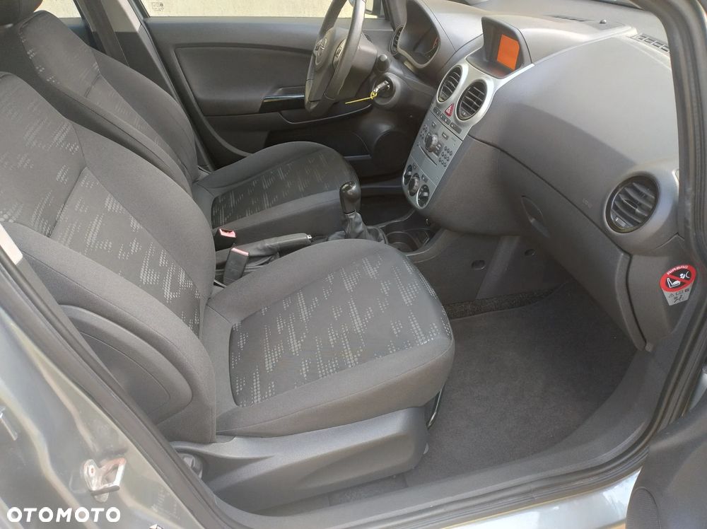 Opel Corsa 1.2 16V Edition / Active - 17