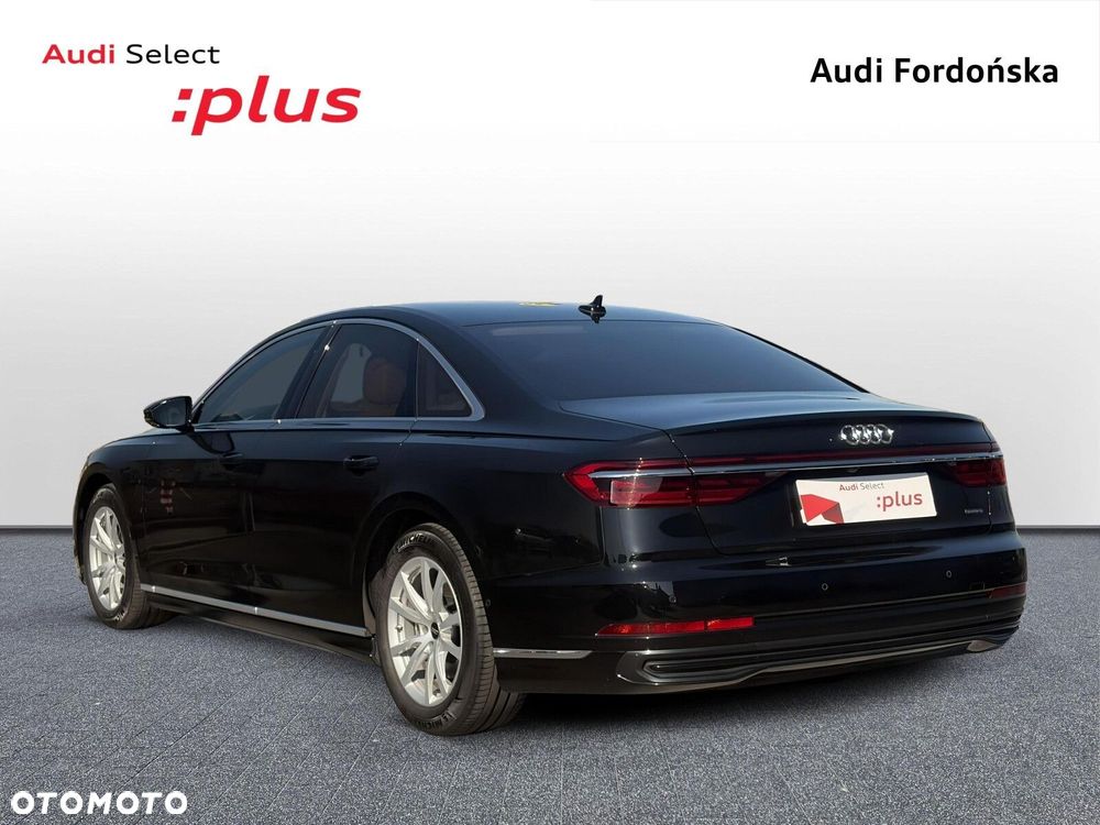 Audi A8 - 3