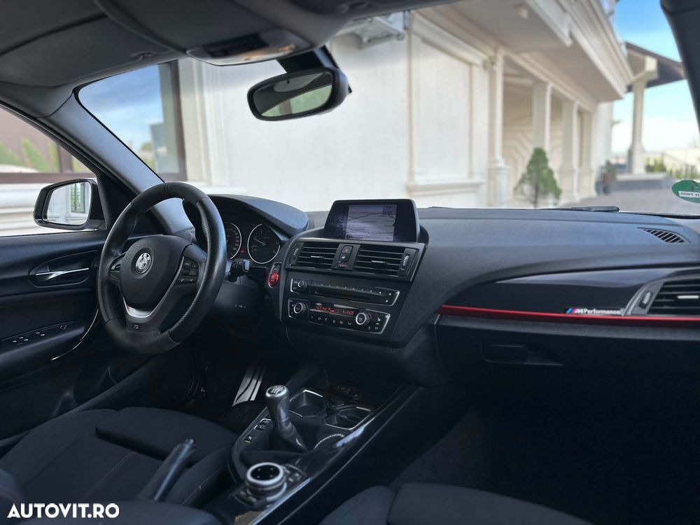 BMW Seria 1 118d Sport Line - 25