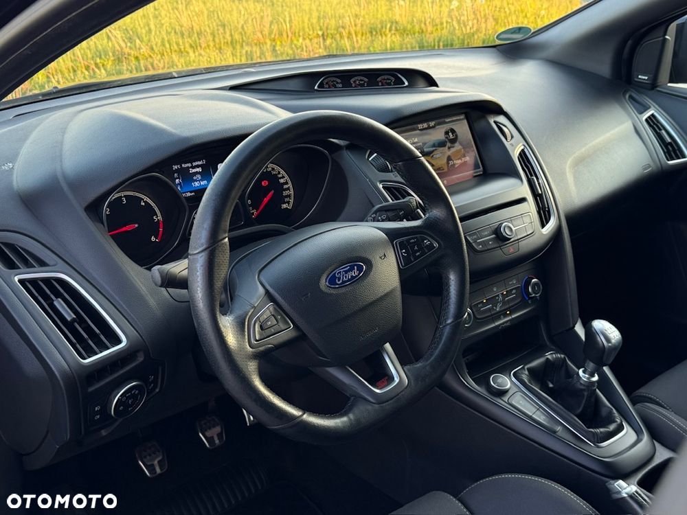 Ford Focus 2.0 TDCi ST - 16