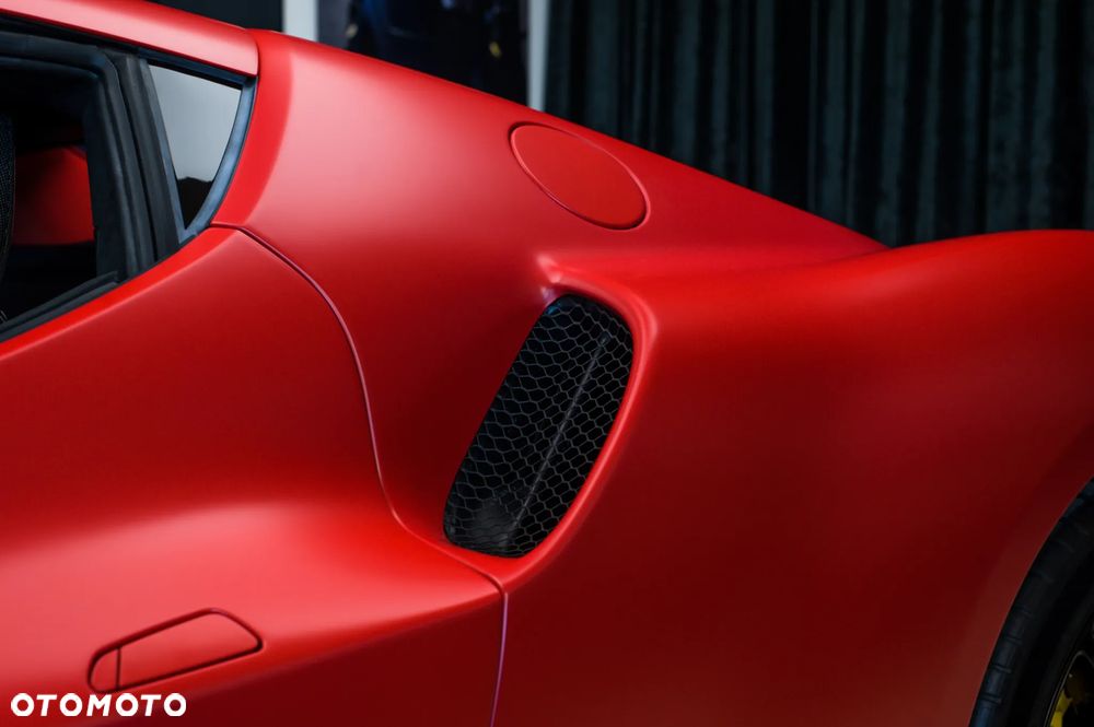 Ferrari 296 GTB - 8