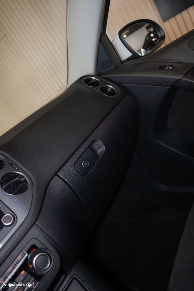 VW Tiguan 1.4 TSi Trend BlueMotion - 37