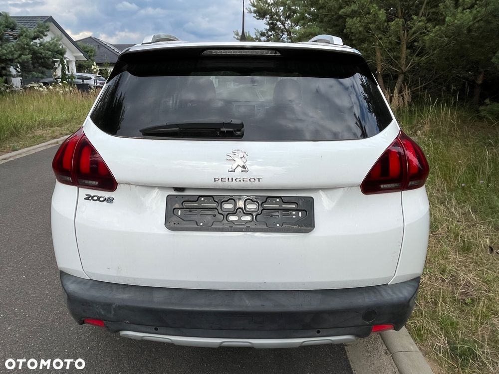 Peugeot 2008 1.6 BlueHDi Allure - 2