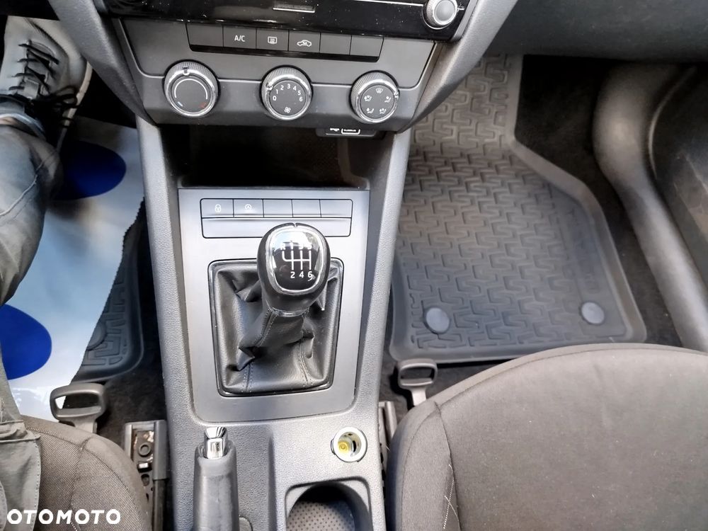 Skoda Octavia 1.0 TSI GPF Active - 13