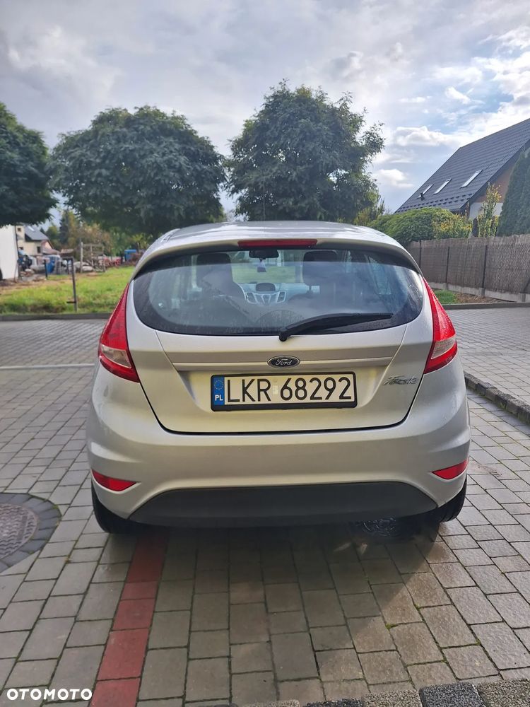 Ford Fiesta - 6