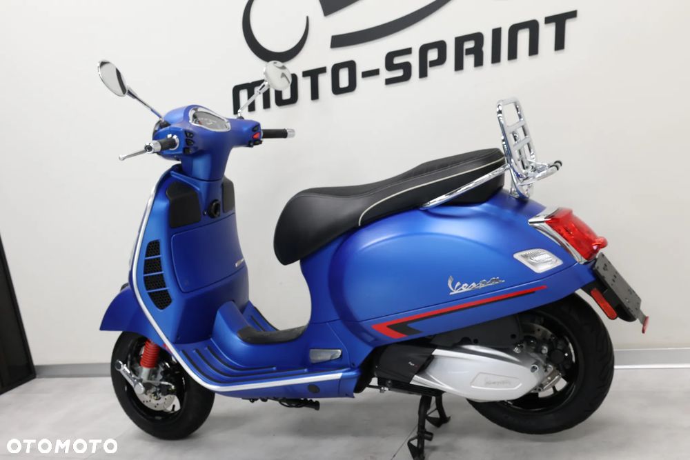 Vespa GTS - 11
