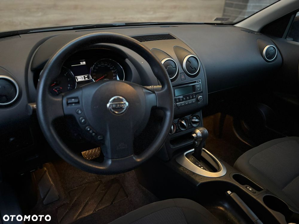 Nissan Qashqai 1.6 Visia CVT - 22