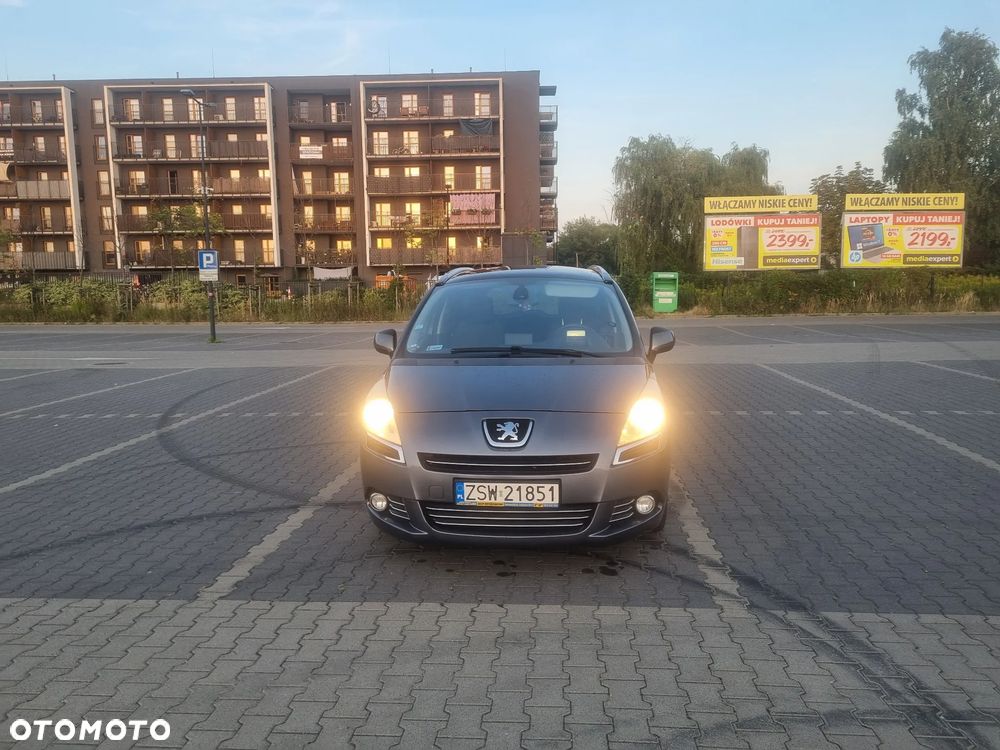 Peugeot 5008 - 2