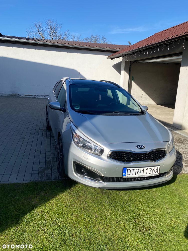 Kia Ceed 1.6 CRDi L DCT - 3