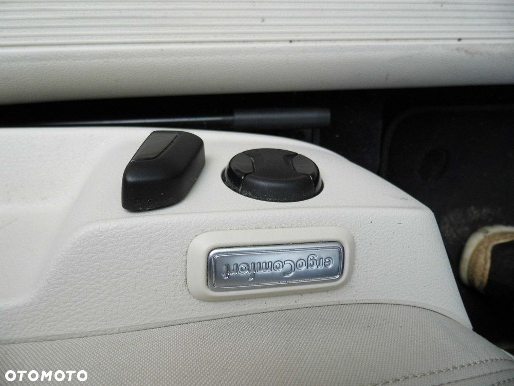 Volkswagen Passat 2.0 TDI BMT Comfortline DSG7 - 10