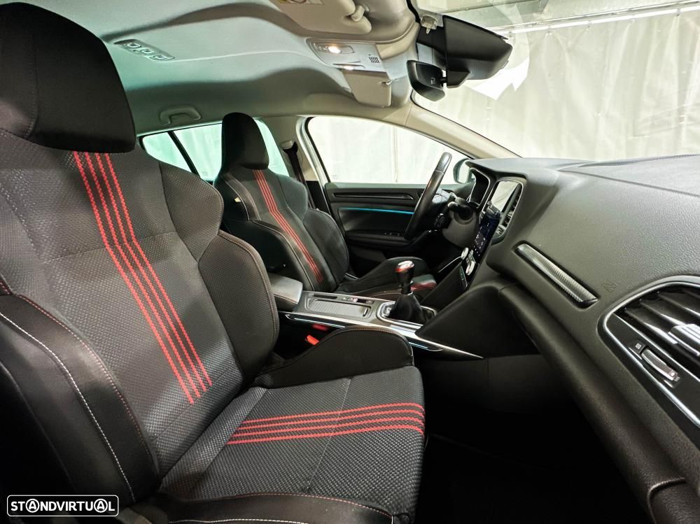 Renault Mégane 1.5 Blue dCi R.S. Line - 27