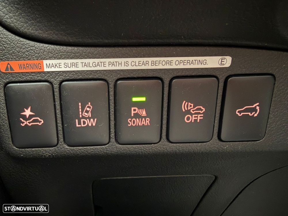 Mitsubishi Outlander 2.0 Instyle Navi - 19