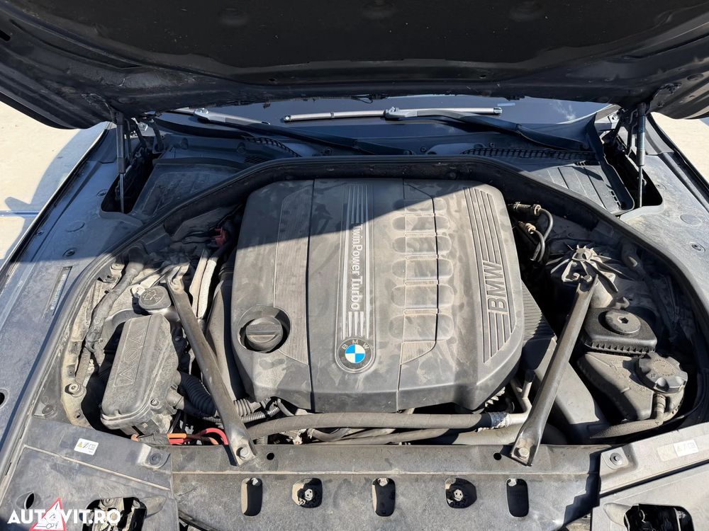 BMW Seria 7 740d xDrive Aut. - 32