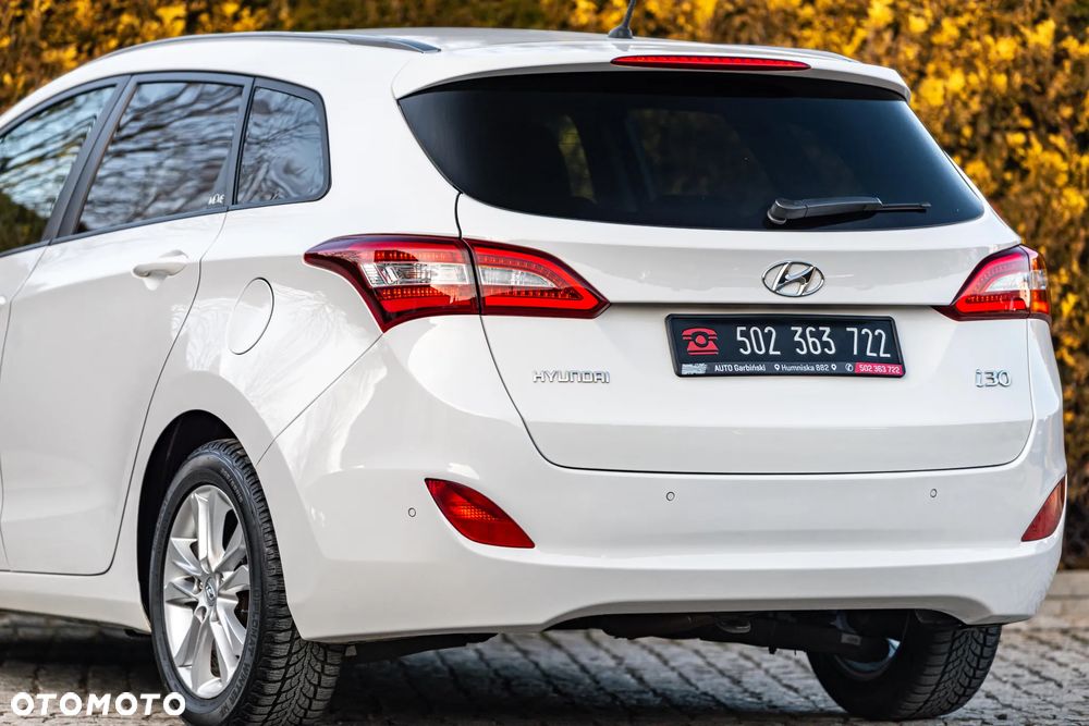Hyundai i30 blue 1.6 GDI Passion - 6