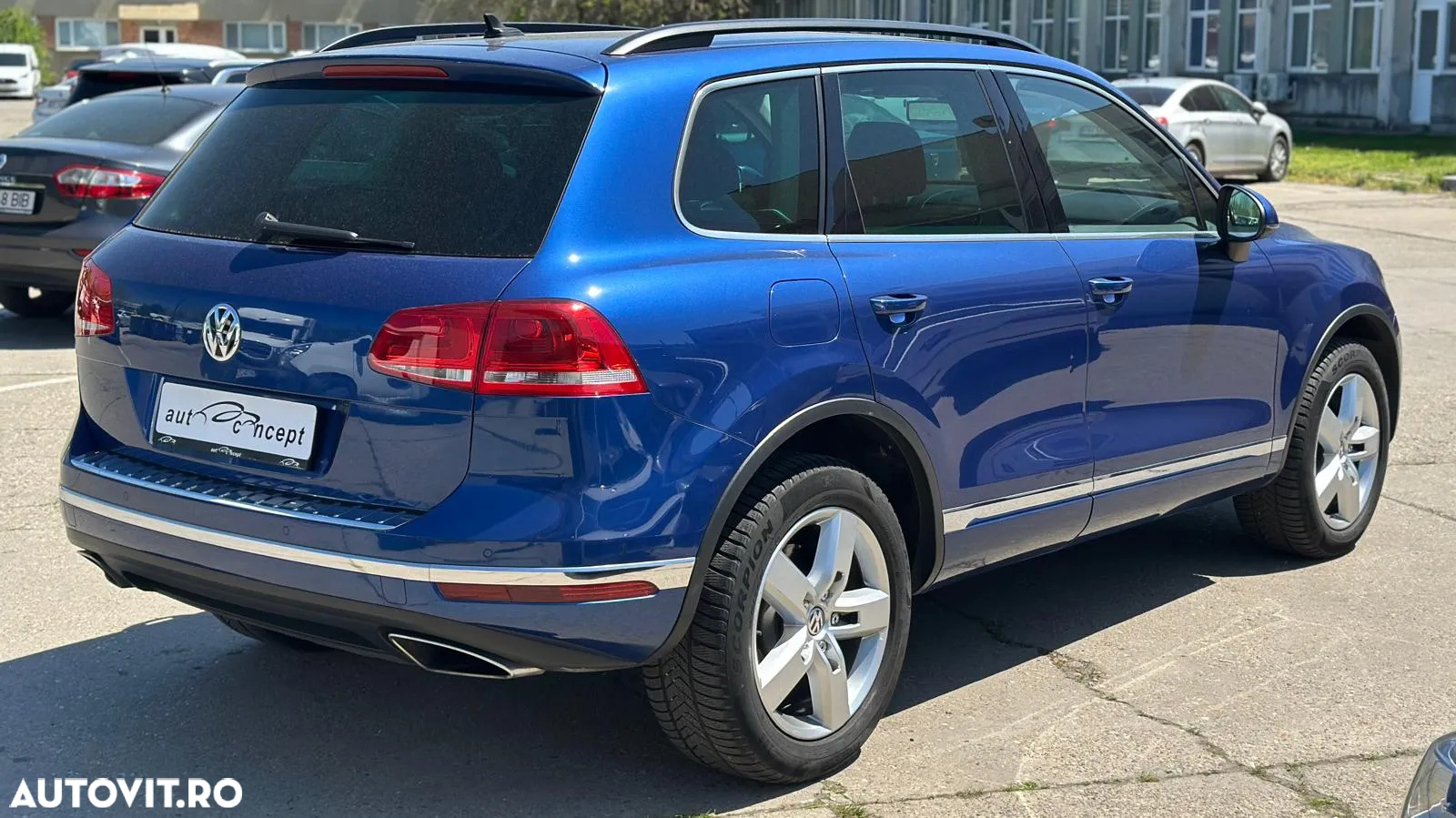 Volkswagen Touareg 3.0 V6 TDI BMT - 4