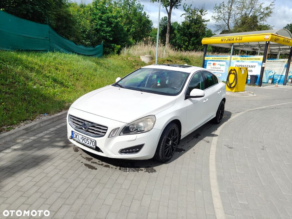 Volvo S60 - 1