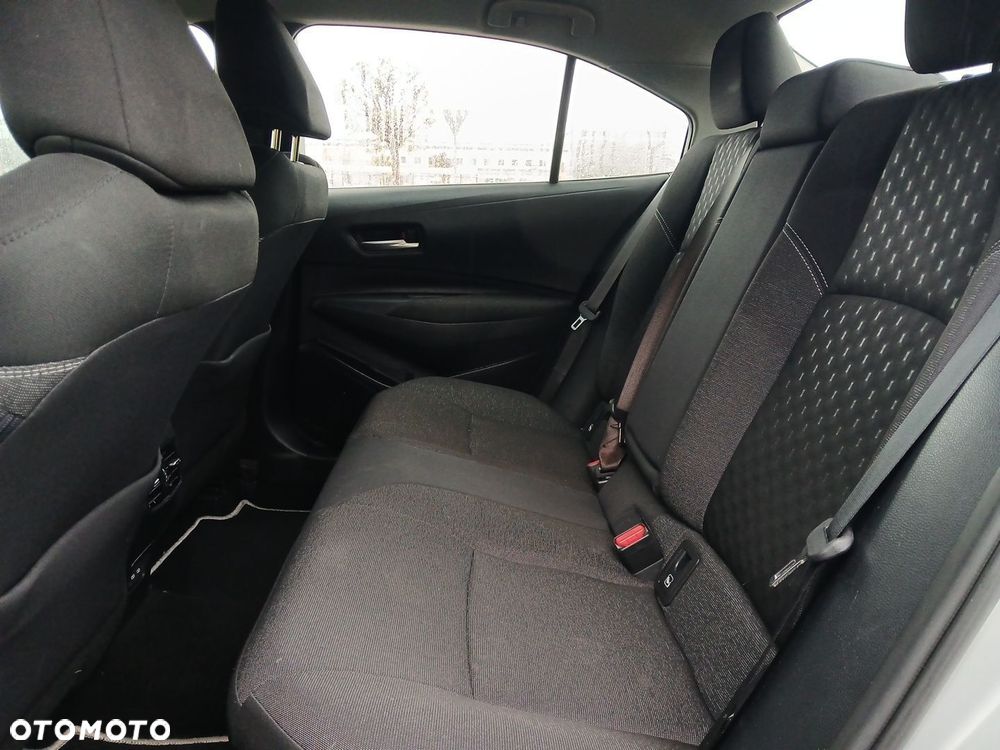 Toyota Corolla 1.8 Hybrid Comfort - 16