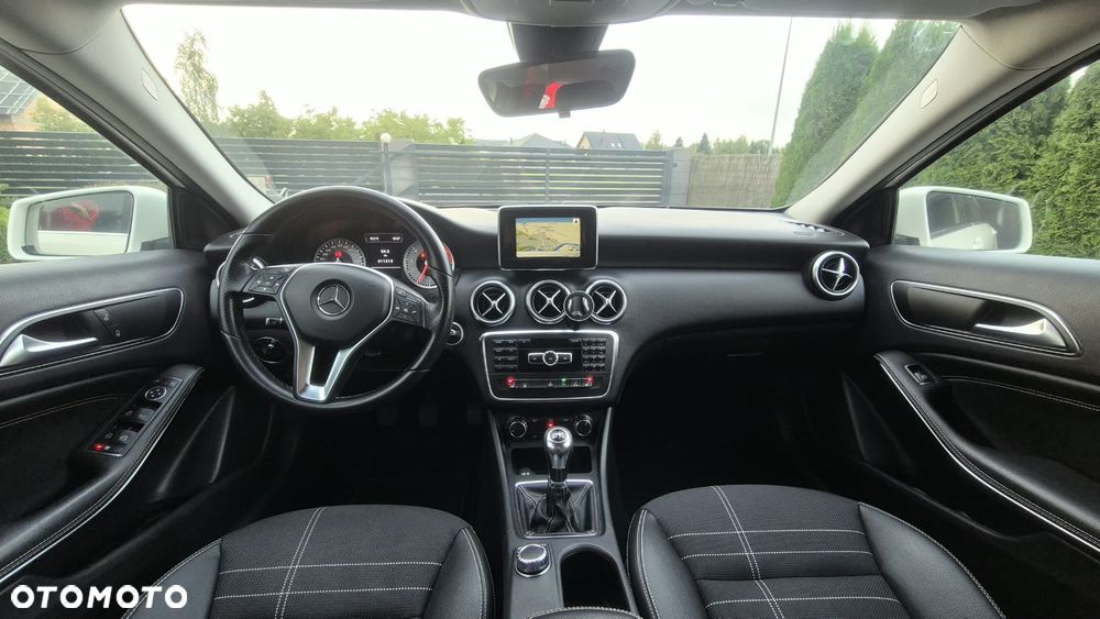 Mercedes-Benz Klasa A 180 (BlueEFFICIENCY) Urban - 15