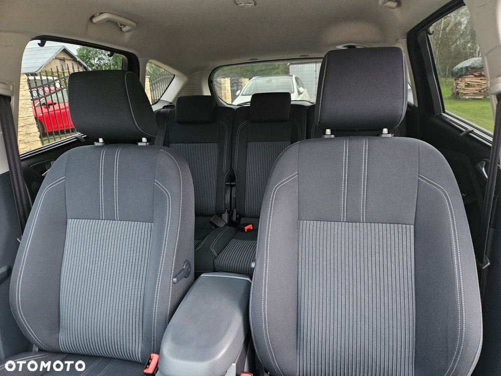 Ford C-MAX - 25