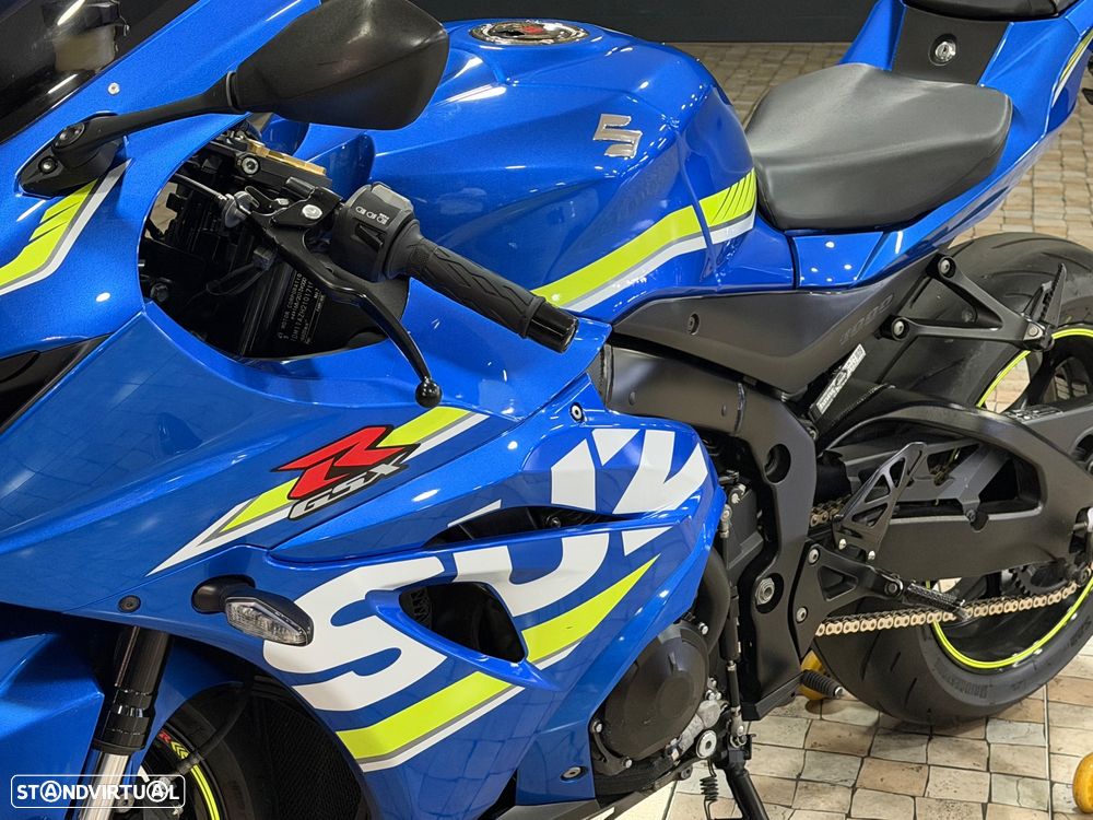 Suzuki GSX-R GSX-R 1000 L7 - 15