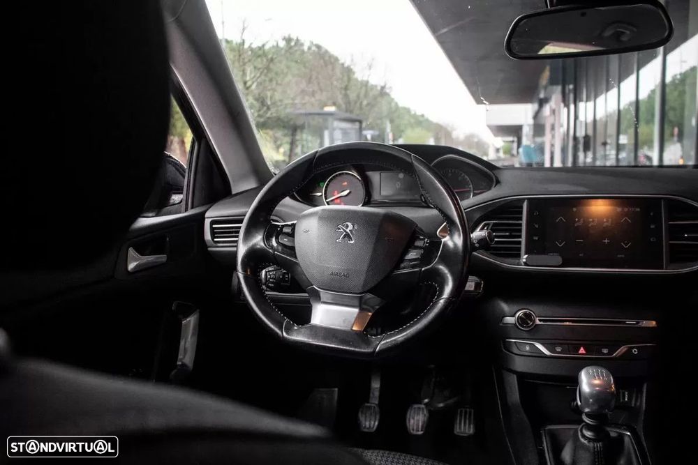 Peugeot 308 SW - 25