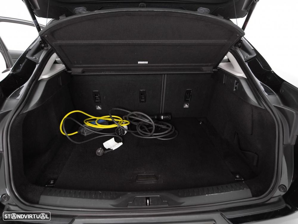 Jaguar I-Pace - 11