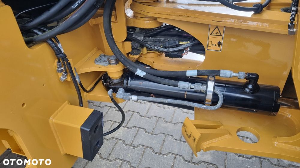 Caterpillar 908M/ Maszyna sprowadzona/ - 12