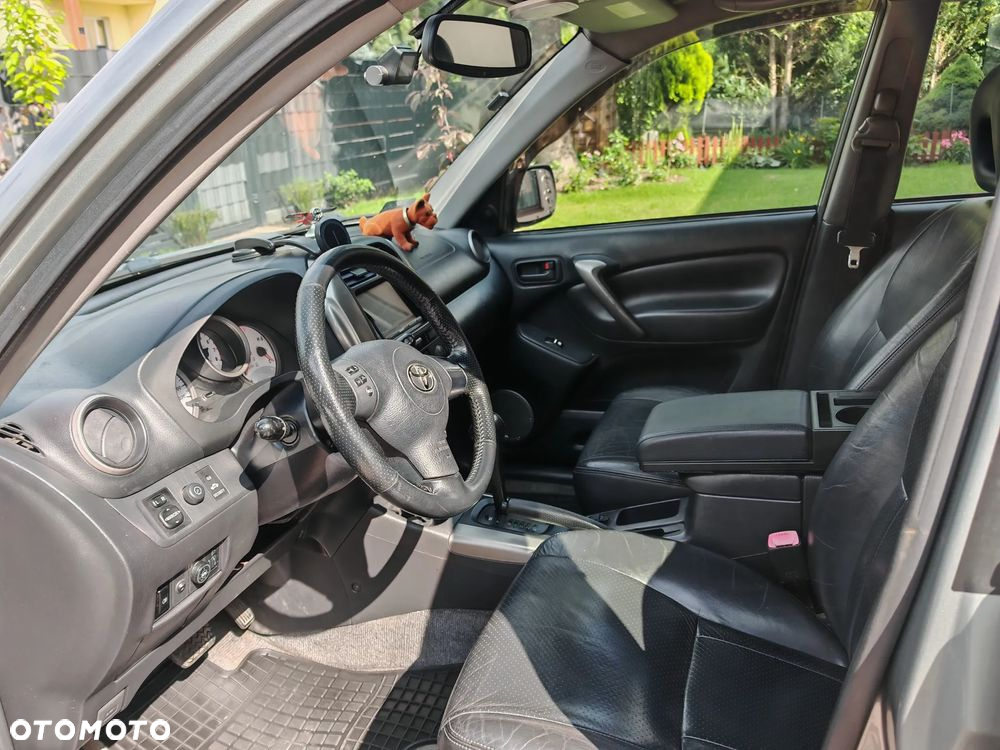 Toyota RAV4 2.0 VVT-i 4x4 - 3