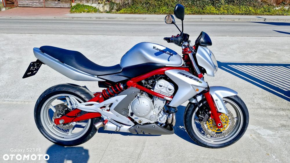Kawasaki ER - 2