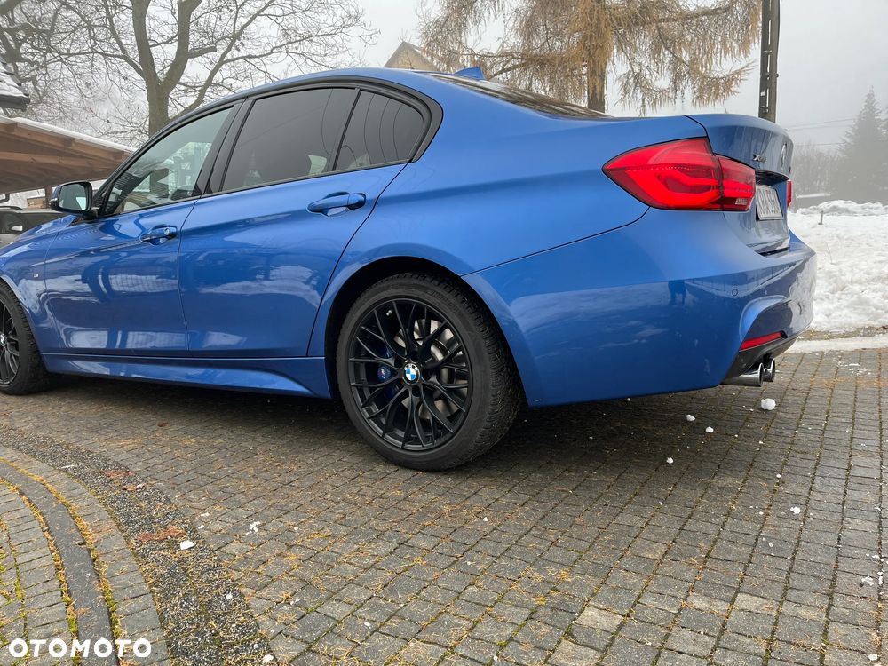 BMW Seria 3 330i xDrive M Sport - 6