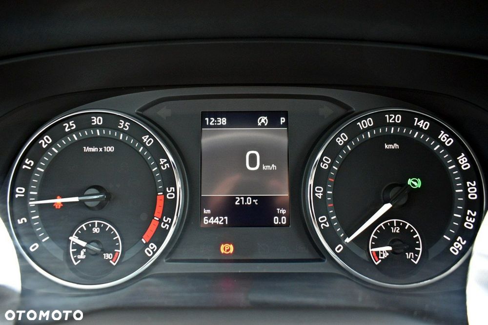 Skoda Octavia 2.0 TDI Ambition DSG - 17