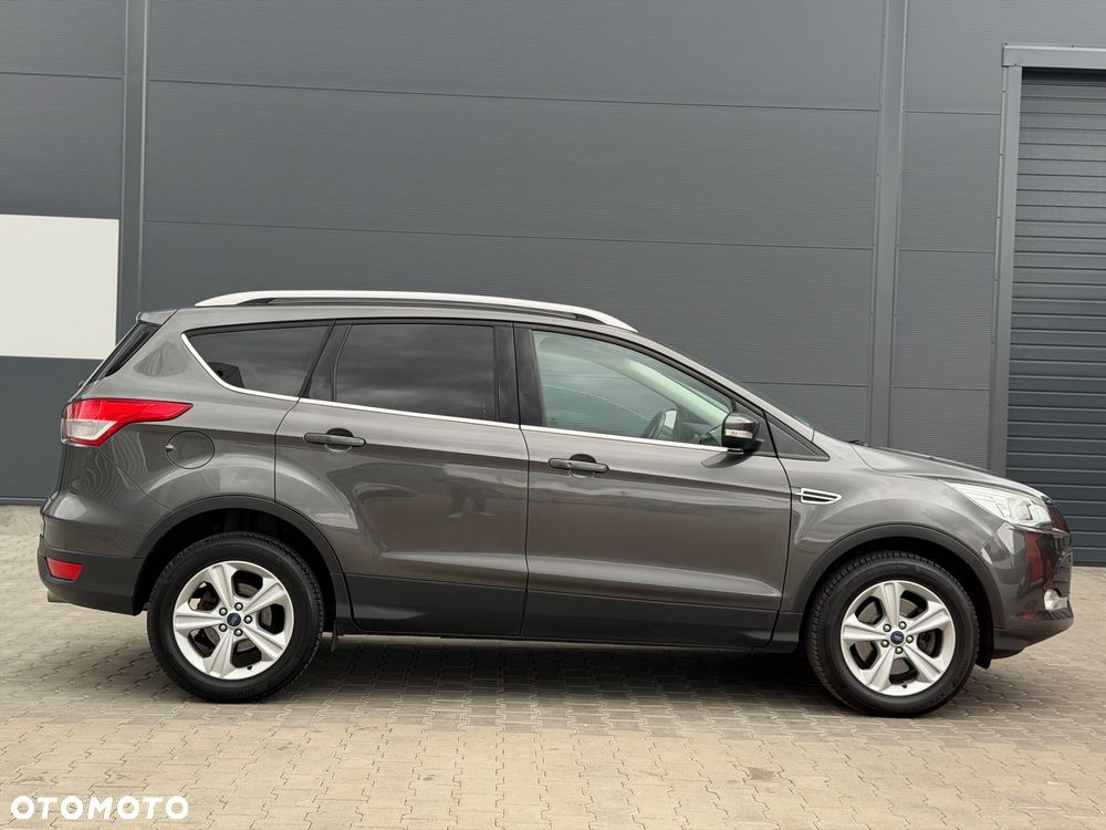 Ford Kuga 2.0 TDCi FWD Titanium - 35