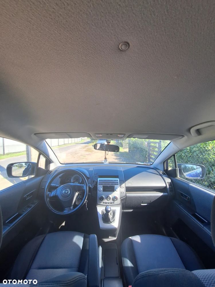 Mazda 5 - 8