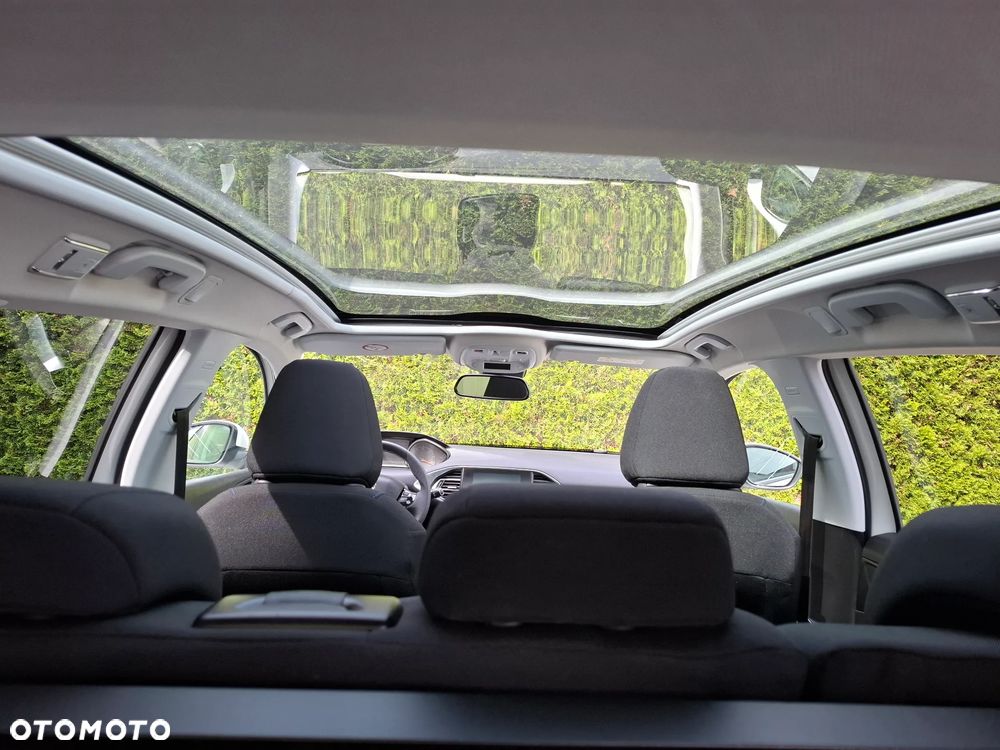 Peugeot 308 - 13