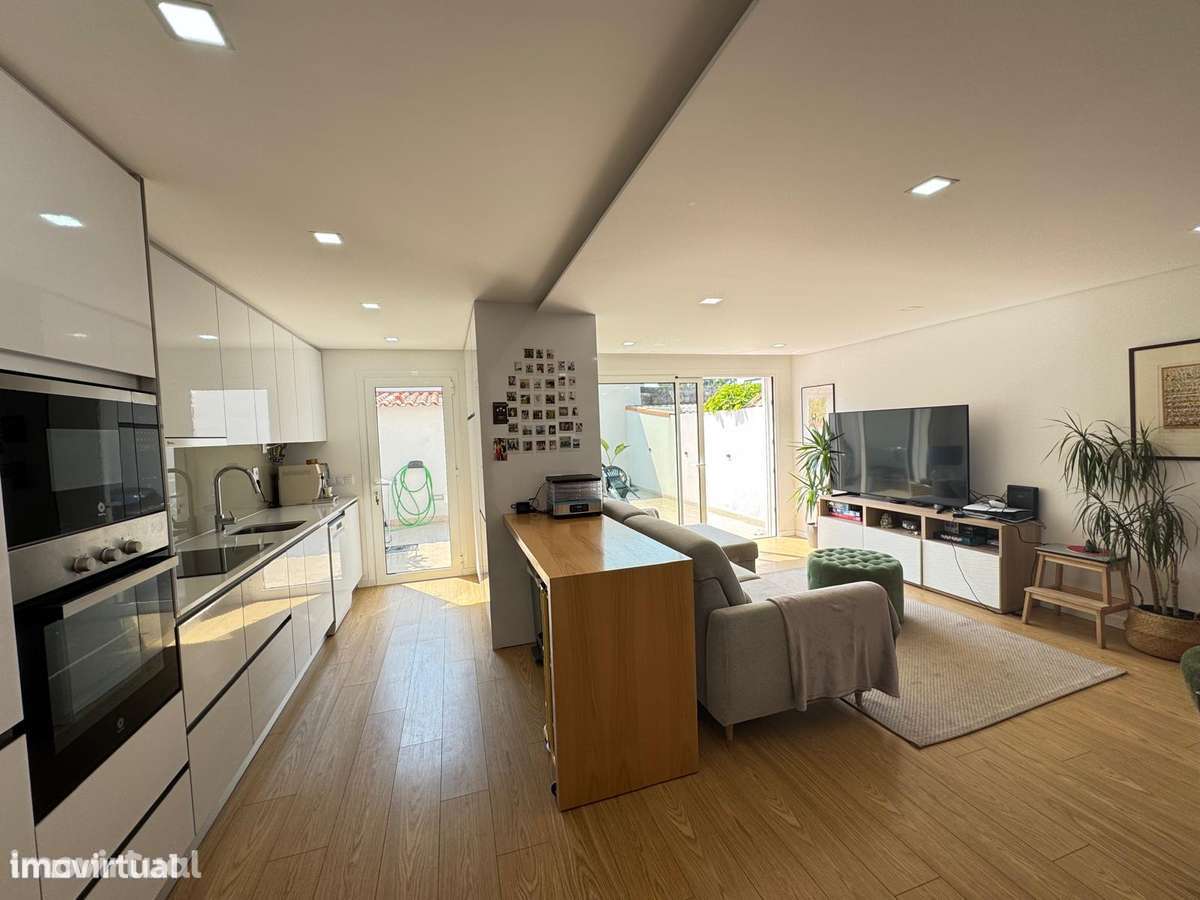 Moradia T3 - Centro de Esposende - Grande imagem: 4/13