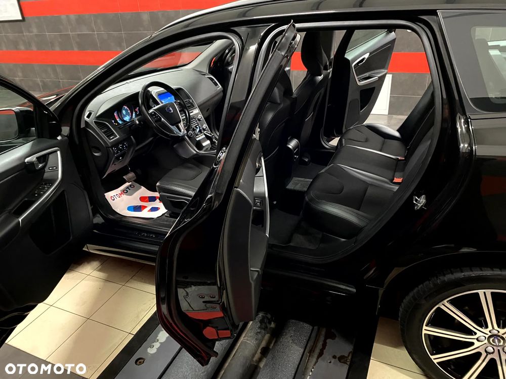 Volvo XC 60 D4 AWD Geartronic Summum - 19