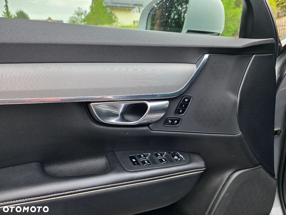 Volvo S90 D4 Geartronic R Design - 16