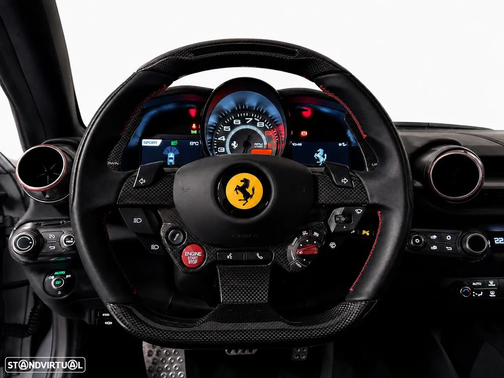 Ferrari 812 Superfast - 9