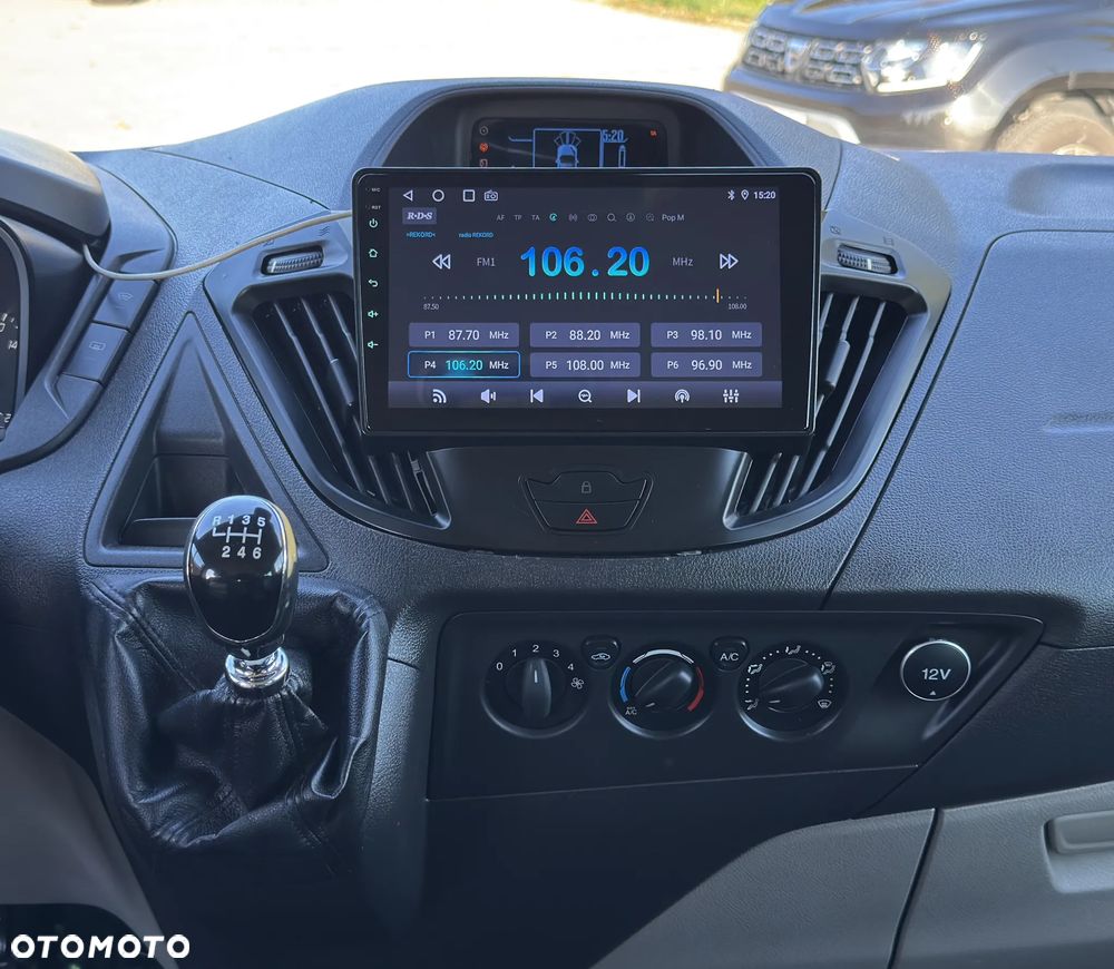 Ford Tourneo Custom 300 L2H1 VA Titanium - 29