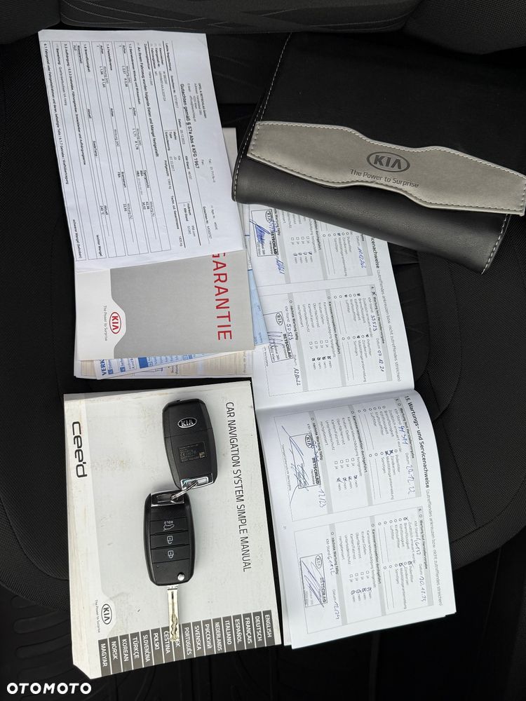 Kia Ceed ver-1-0-t--gdi-l-business-line-plus - 26