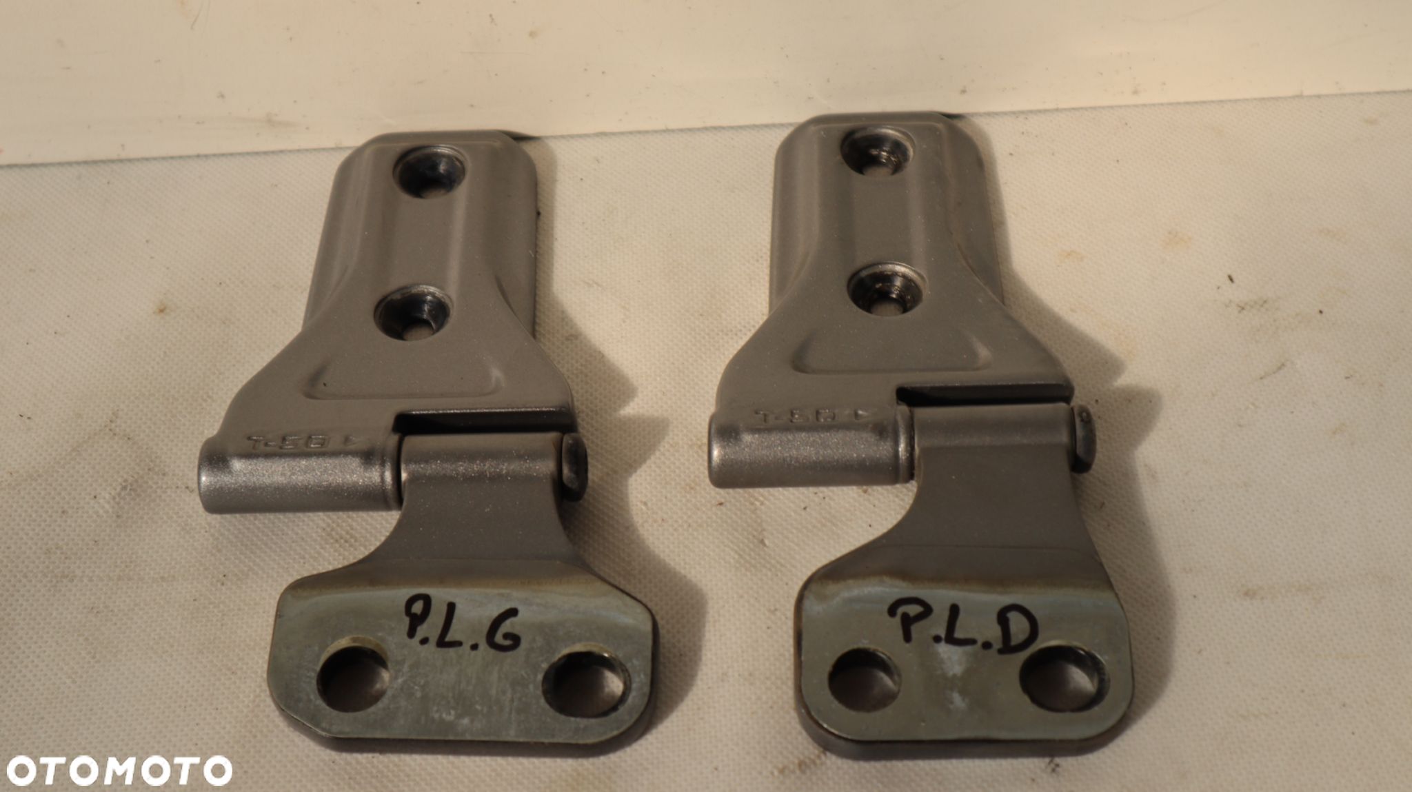 JEEP WRANGLER JL 18- ZAWIASY DRZWI LEWYCH PRZÓD 68297677, 68297679 - 1