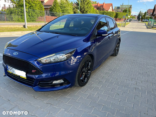 Ford Focus 2.0 TDCi ST-2 PowerShift